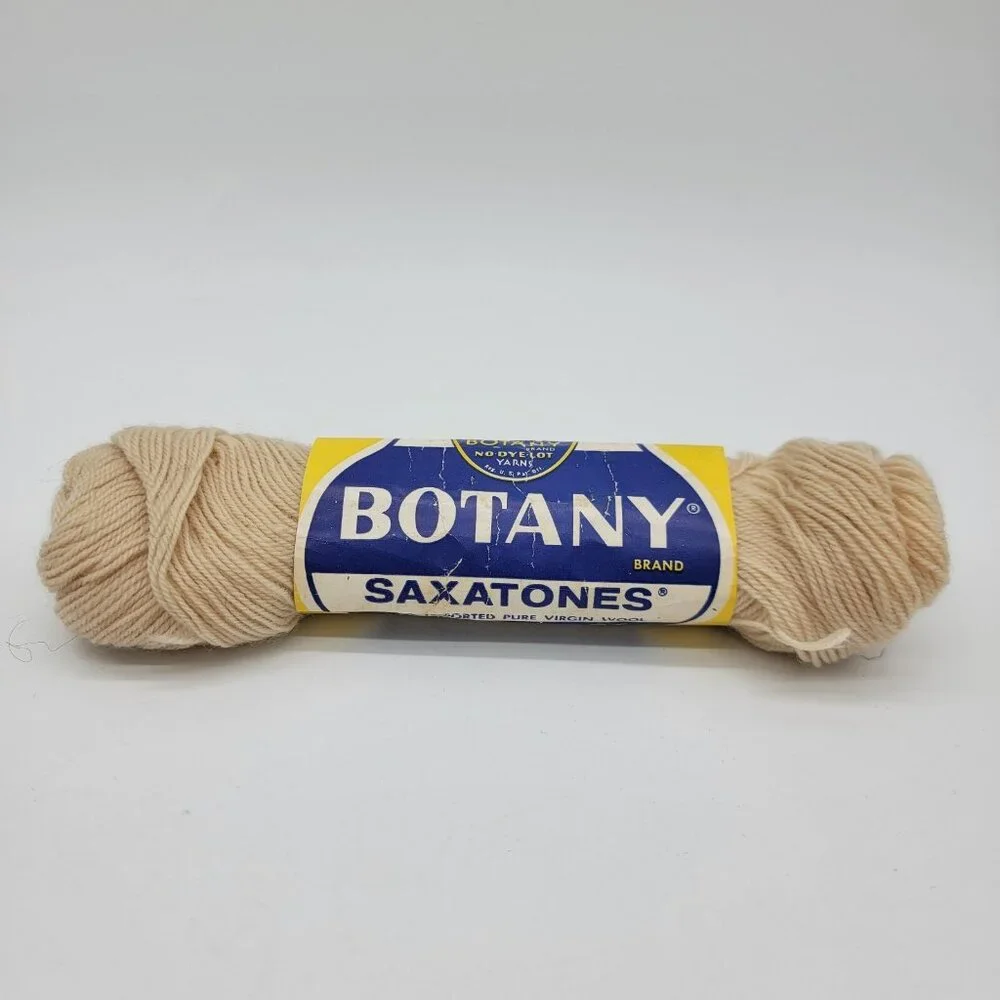 Vintage‎ Botany Brand Saxatones 100% Pure Virgin Wool Yarn Beige 1 Oz NEW OS